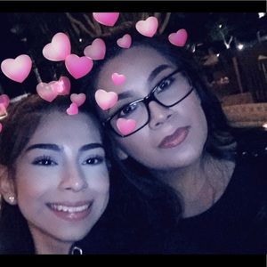 Meet your Posher, Tania